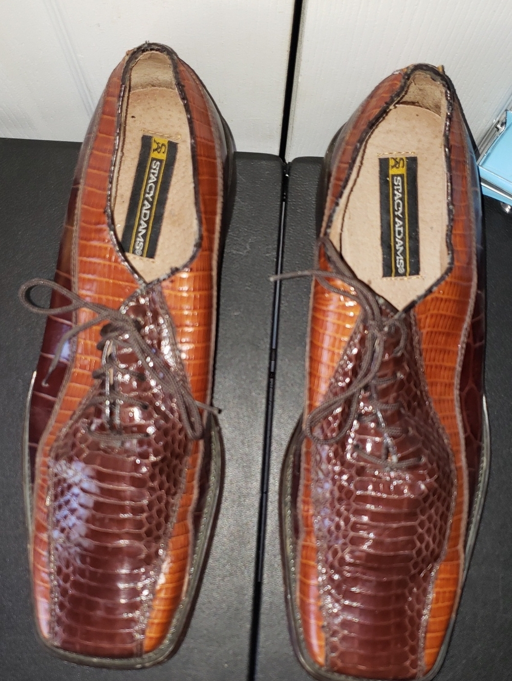 Stacy Adams Two-Tone Brown Croc-Embossed Leather Oxfords